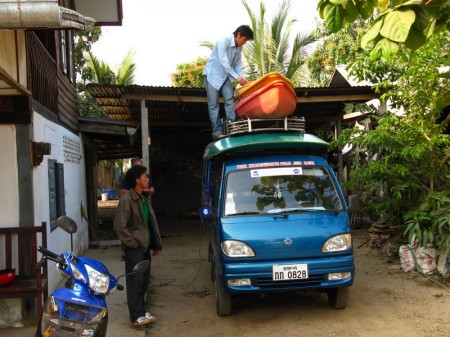 Boots- und Personentransport