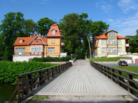 edle Häuser vor der Bischofsburg