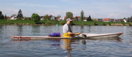 im SOF-Kajak auf dem neckar bei Ilvesheim